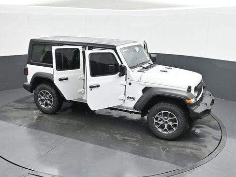 Used 2025 Jeep Wrangler Unlimited Sport AWD/4WD image 51