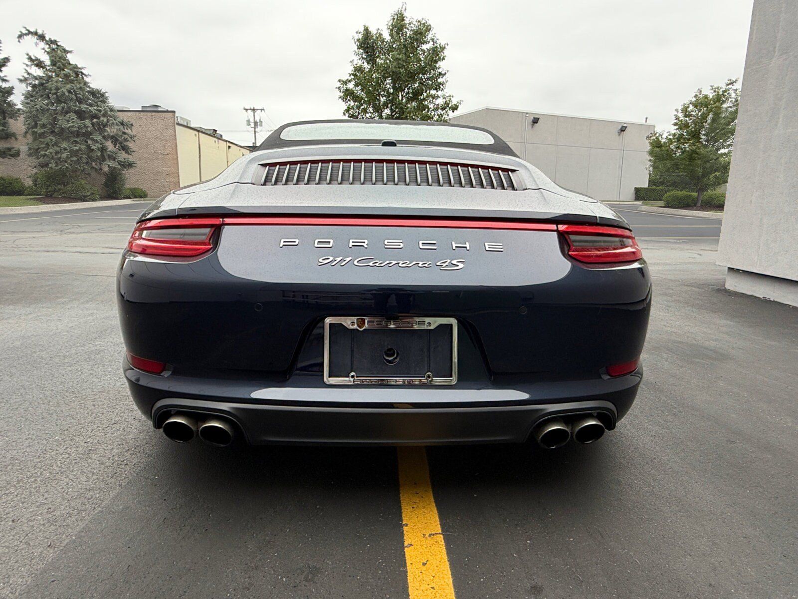 Used 2019 Porsche 911 Carrera 4S AWD/4WD image 14