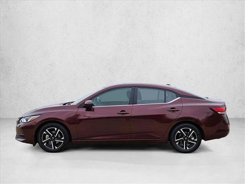 Used 2024 Nissan Sentra SV image 9