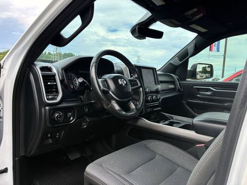Used 2021 RAM 1500 Lone Star AWD/4WD image 12