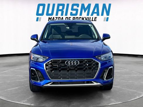 Used 2024 Audi Q5 e Premium Plus w/ Premium Plus Package image 8