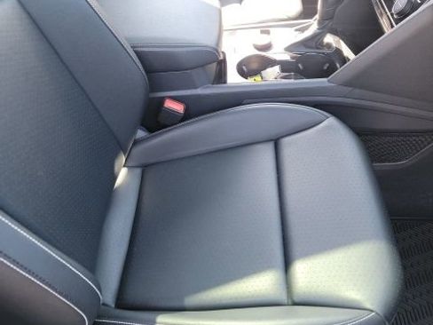 Used 2020 Volkswagen Atlas Cross Sport SEL image 6