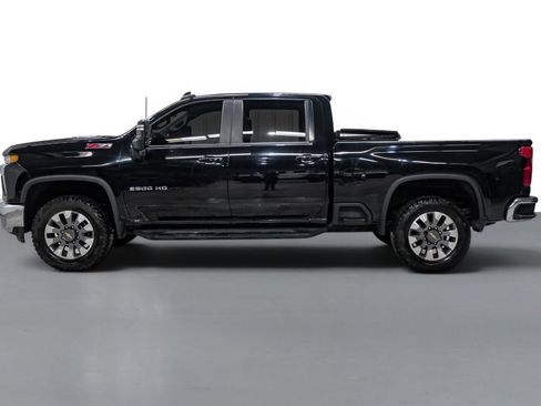 Used 2022 Chevrolet Silverado 2500 LT w/ Convenience Package AWD/4WD image 9