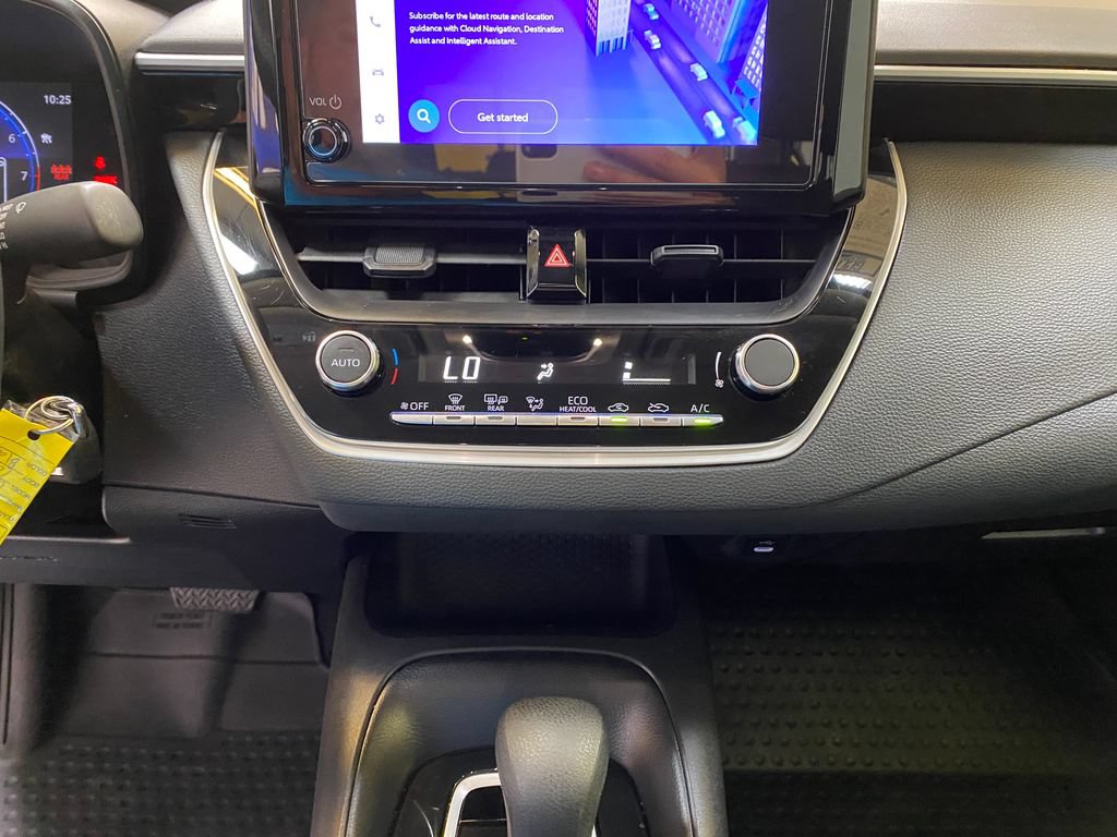 Used 2026 Toyota Corolla LE FWD image 40
