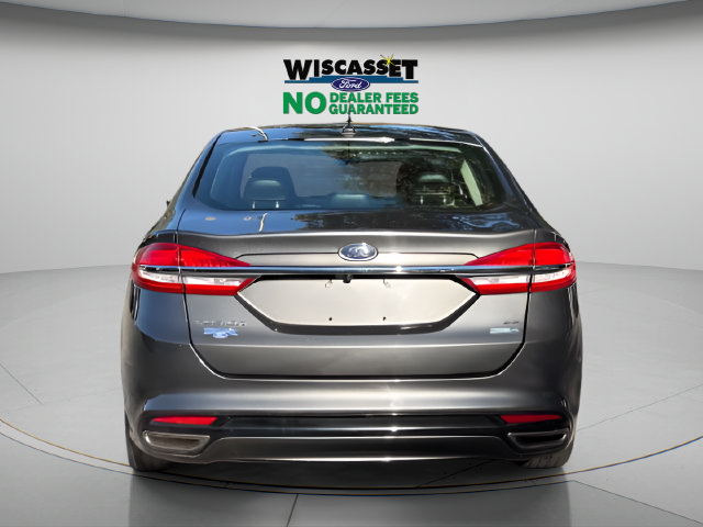 Used 2017 Ford Fusion SE AWD/4WD image 27