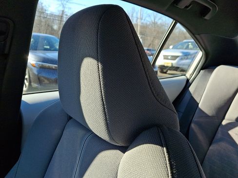 Used 2022 Toyota Corolla SE image 17