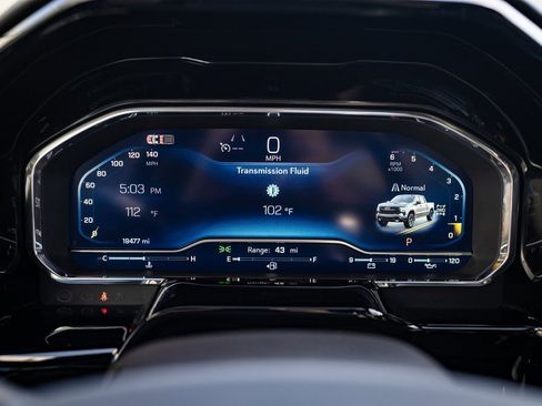 Used 2024 Chevrolet Silverado 1500 LT Trail Boss w/ Convenience Package II image 28