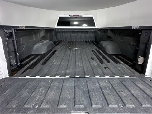 Used 2022 GMC Sierra 3500 AT4 image 28