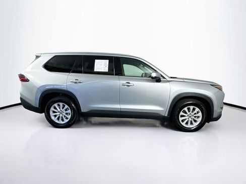 Used 2025 Toyota Grand Highlander FWD image 11