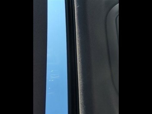 Used 2022 Chevrolet Blazer RS image 18