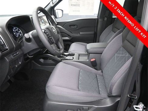 New 2026 Nissan Frontier SV image 9