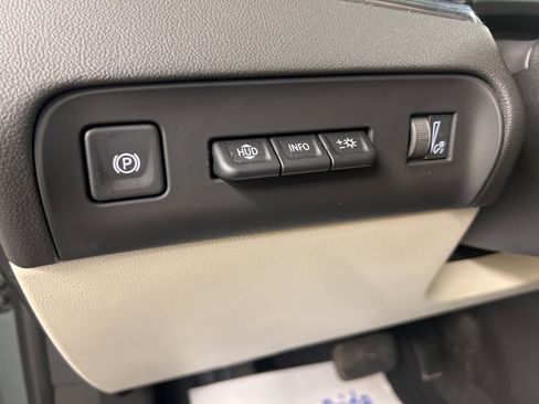 Used 2023 Buick Enclave Premium w/ Experience Buick Package image 25