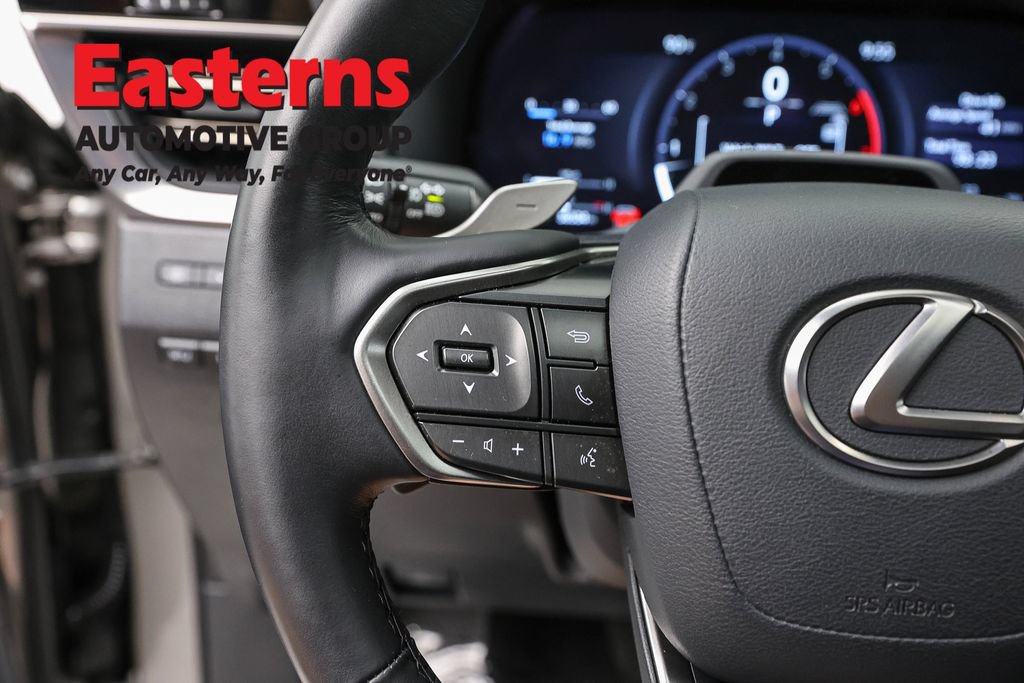 Used 2024 Lexus GX 550 w/ Cold Area Package AWD/4WD image 16
