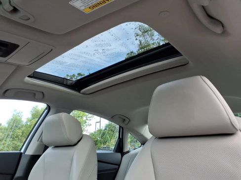 Certified 2023 Honda Accord Touring image 15