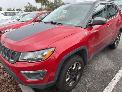 Used 2018 Jeep Compass Trailhawk w/ Cold Weather Group image 9