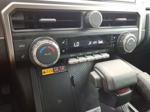 Used 2026 Toyota 4Runner TRD Off-Road Premium AWD/4WD image 28