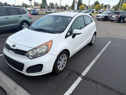 Used 2013 Kia Rio LX w/ PWR Pkg FWD image 7