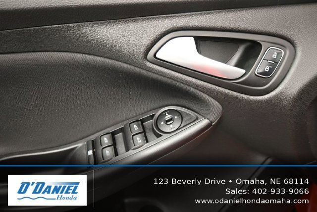 Used 2017 Ford Focus SE FWD image 24