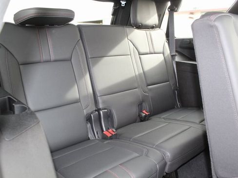 Used 2021 Chevrolet Tahoe RST image 18