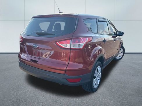 Used 2016 Ford Escape S FWD image 4