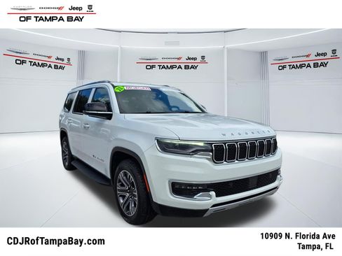Used 2023 Jeep Wagoneer Series II AWD/4WD image 1