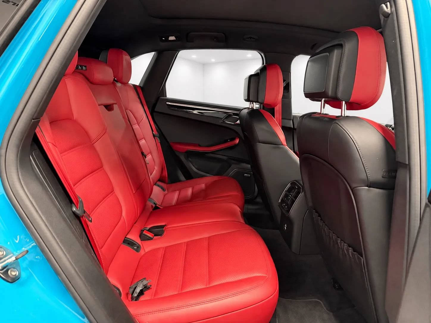 Used 2020 Porsche Macan S AWD/4WD image 21
