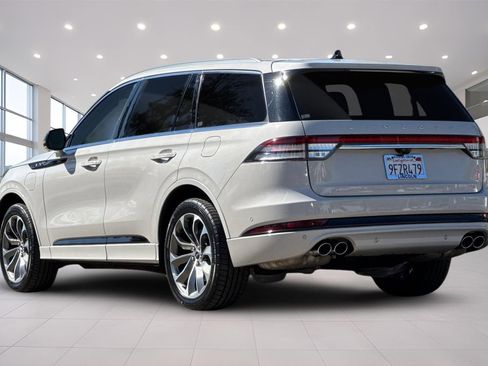Certified 2023 Lincoln Aviator Grand Touring w/ Equipment Group 301A AWD/4WD image 6