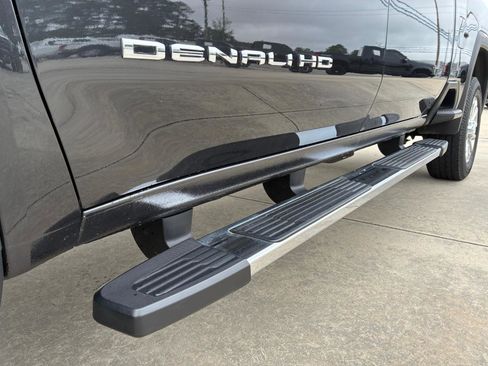 Used 2020 GMC Sierra 2500 Denali w/ Denali Ultimate Package AWD/4WD image 8