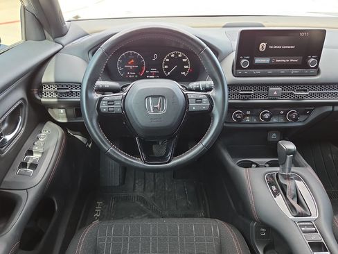 Used 2025 Honda HR-V Sport image 14
