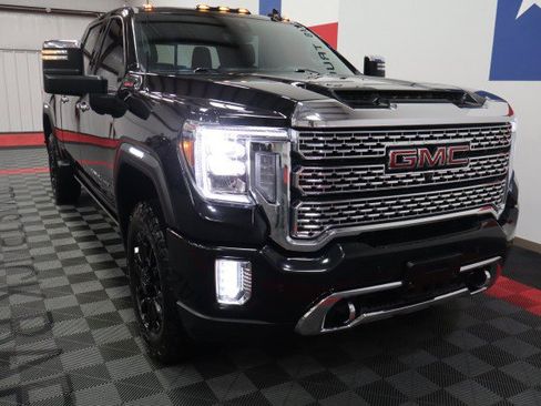 Used 2022 GMC Sierra 3500 Denali w/ Denali Black Diamond Edition AWD/4WD image 31