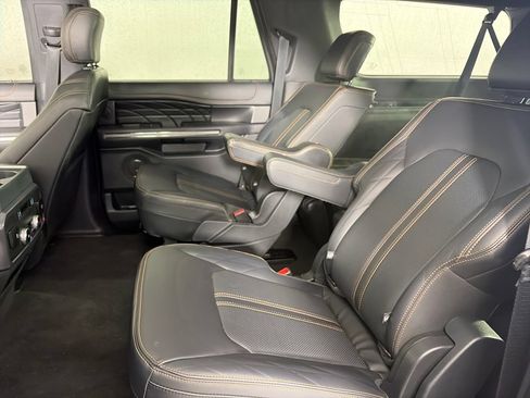 Used 2024 Ford Expedition Max Platinum AWD/4WD image 13
