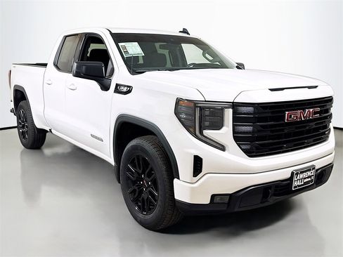 Used 2024 GMC Sierra 1500 Elevation image 3