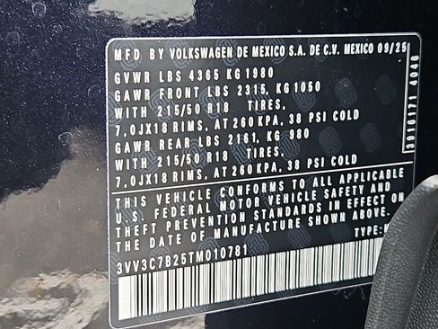 New 2026 Volkswagen Taos SE FWD image 20
