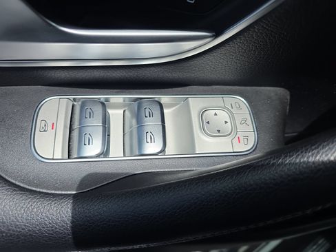 Used 2024 Mercedes-Benz GLE 450 4MATIC image 27