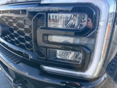 New 2026 Ford F350 Lariat w/ Black Appearance Package AWD/4WD image 10