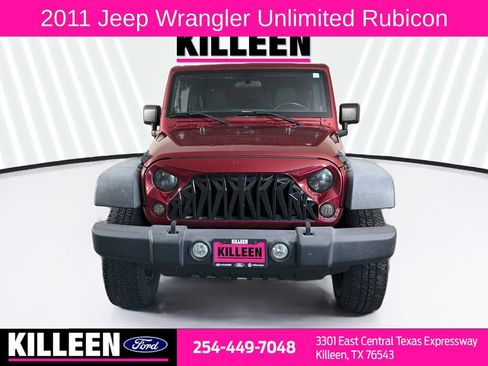 Used 2011 Jeep Wrangler Unlimited Rubicon w/ Connectivity Group AWD/4WD image 2