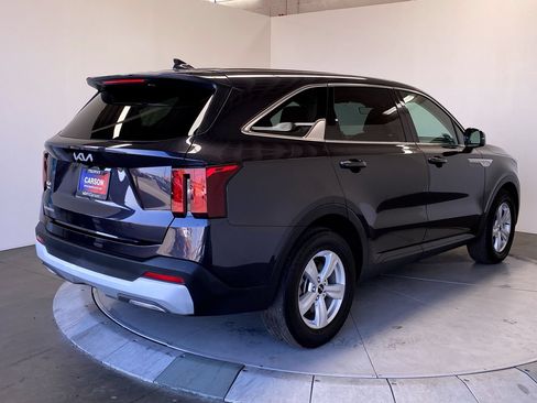 Certified 2026 Kia Sorento LX FWD image 5