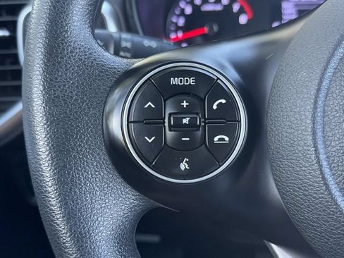 Used 2021 Kia Soul LX FWD image 29
