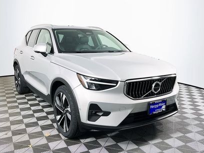 Certified 2023 Volvo XC40 B5 Ultimate w/ Protection Package Premier