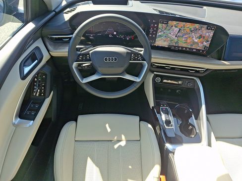 Used 2025 Audi Q5 Prestige image 10