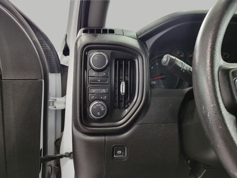 Used 2025 Chevrolet Silverado 2500 W/T w/ WT Convenience Package image 11