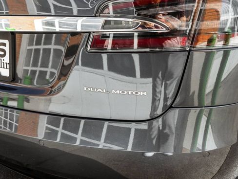 Used 2021 Tesla Model S Long Range Plus AWD/4WD image 32