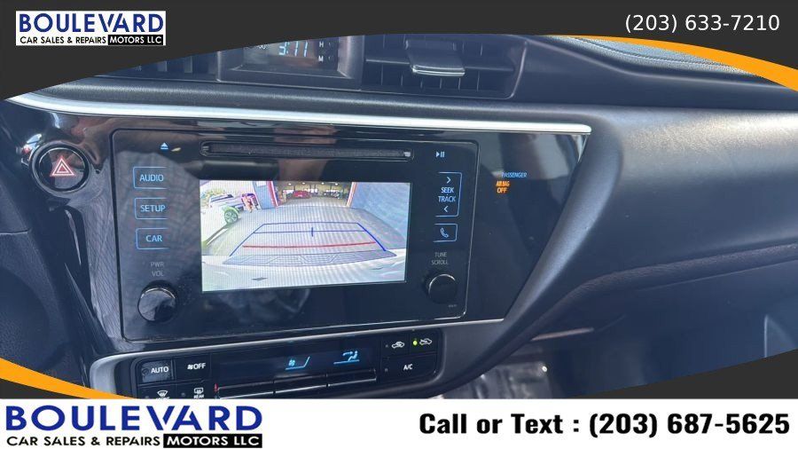 Used 2019 Toyota Corolla LE FWD image 12