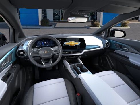 New 2026 Chevrolet Equinox EV LT image 15