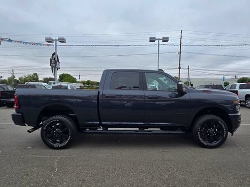 Certified 2025 RAM 2500 Big Horn AWD/4WD image 7