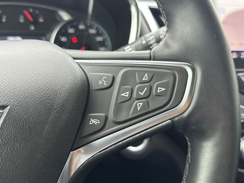 Used 2024 Chevrolet Equinox Premier FWD image 35