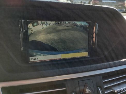 Used 2012 Mercedes-Benz E 350 4MATIC Sedan image 19