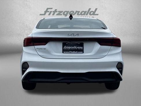 Used 2022 Kia Forte LXS image 6