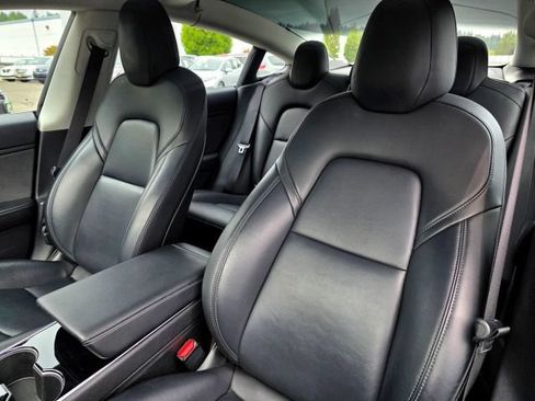 Used 2018 Tesla Model 3 Long Range RWD image 33