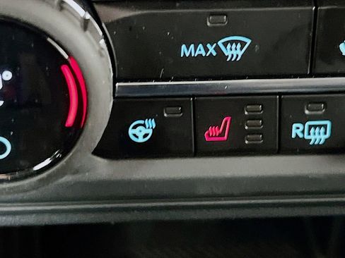 New 2025 Ford Bronco Badlands image 25